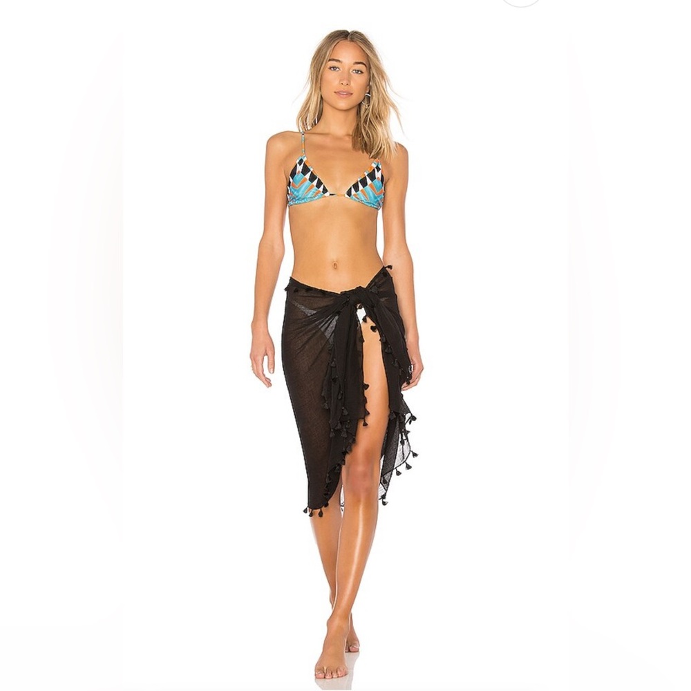 REVOLVE Seafolly Pom Pom Sarong – Black (O/S)